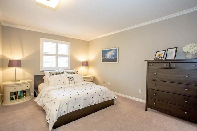909 Country Club Cres, House detached with 3 bedrooms, 2 bathrooms and 2 parking in London ON | Image 11