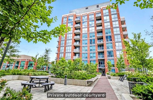 1415 - 31 Tippet Rd, Condo with 2 bedrooms, 2 bathrooms and 1 parking in Toronto ON | Image 1