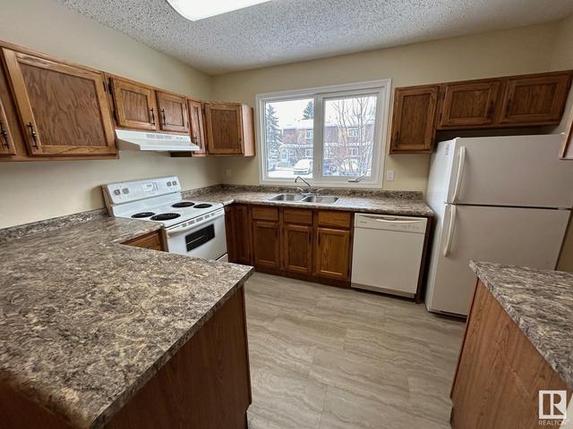 76 - 3115 119 St Nw, House attached with 3 bedrooms, 1 bathrooms and null parking in Edmonton AB | Image 5