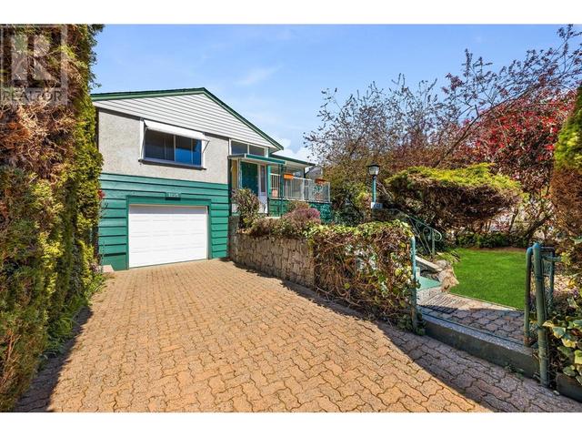 1235 Jefferson Avenue, House detached with 3 bedrooms, 2 bathrooms and 4 parking in West Vancouver BC | Image 28