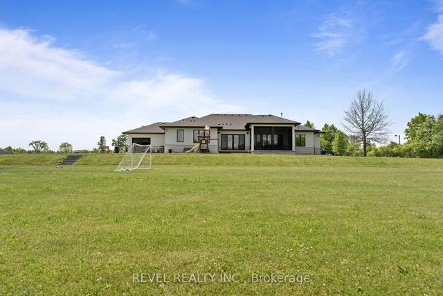 2600 Baxter Ave, House detached with 4 bedrooms, 5 bathrooms and 19 parking in Niagara Falls ON | Image 32