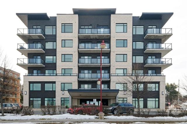 407 - 310 Centrum Boulevard, Condo with 2 bedrooms, 2 bathrooms and 1 parking in Ottawa ON | Image 1