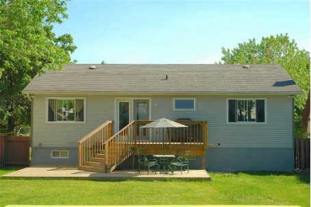 855 Elgin St, House detached with 3 bedrooms, 2 bathrooms and 3 parking in Newmarket ON | Image 9