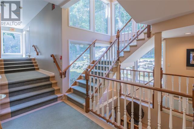 630 Dinner Bay Rd, House detached with 12 bedrooms, 16 bathrooms and 12 parking in Southern Gulf Islands BC | Image 14