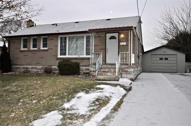 125 Arthur Ave, House detached with 3 bedrooms, 1 bathrooms and 4 parking in Peterborough ON | Image 1