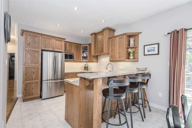130 Valley Dr, House detached with 3 bedrooms, 3 bathrooms and 6 parking in Cambridge ON | Image 6