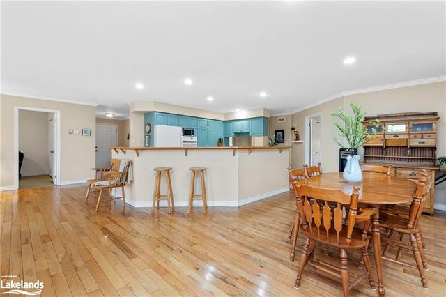 11 George Hunt Memorial Drive, House detached with 3 bedrooms, 2 bathrooms and 11 parking in McDougall ON | Image 3