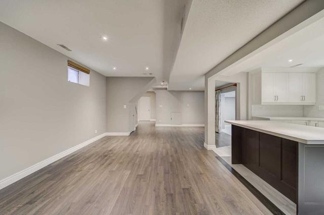 60 - 60 Townsgate Dr N, Home with 1 bedrooms, 1 bathrooms and 2 parking in Vaughan ON | Image 13