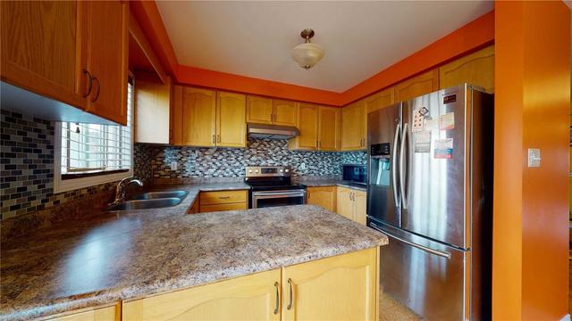 81 Timbertop Cres, House attached with 3 bedrooms, 3 bathrooms and 3 parking in Brampton ON | Image 22