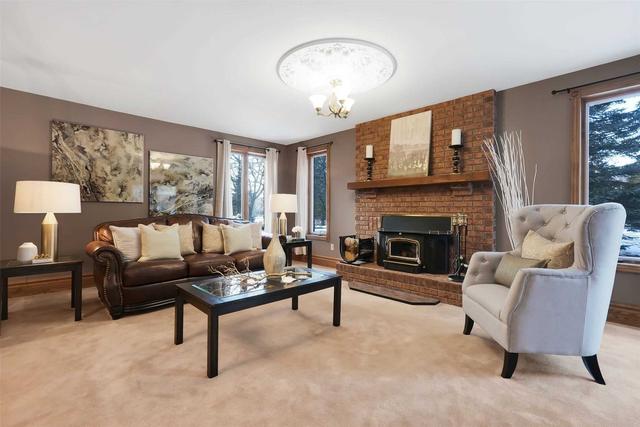 4 Craig Crt, House detached with 4 bedrooms, 3 bathrooms and 12 parking in Clarington ON | Image 5