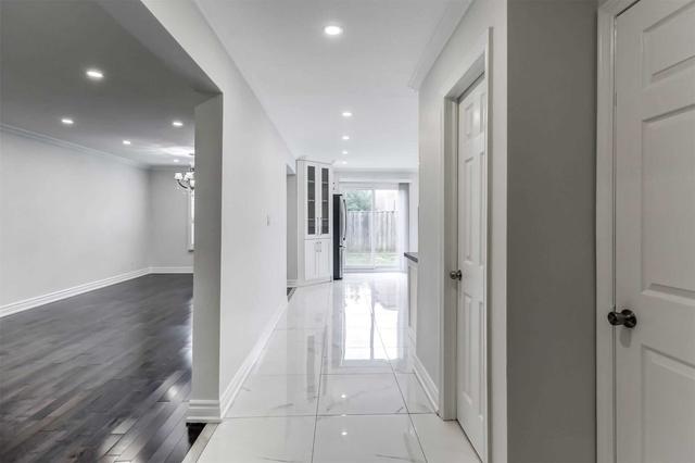 60 Gayla St, House detached with 4 bedrooms, 5 bathrooms and 3.5 parking in Vaughan ON | Image 36