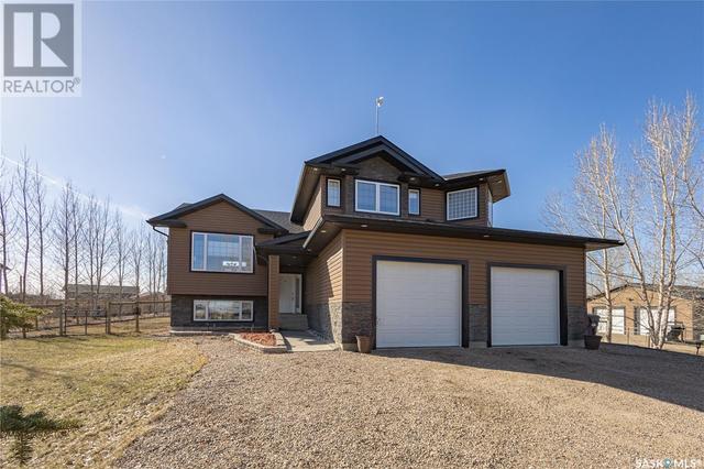 34 Werschner Drive S, House detached with 5 bedrooms, 3 bathrooms and null parking in Dundurn No. 314 SK | Image 2