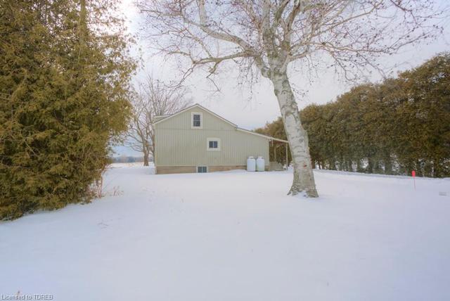 335 1st Concession Road, House detached with 3 bedrooms, 1 bathrooms and 8 parking in Norfolk County ON | Image 24