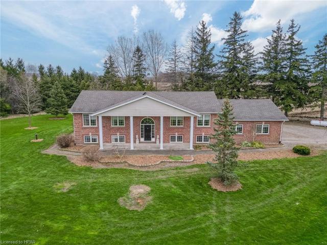 2853 Road 164, House detached with 3 bedrooms, 2 bathrooms and 12 parking in West Perth ON | Image 1