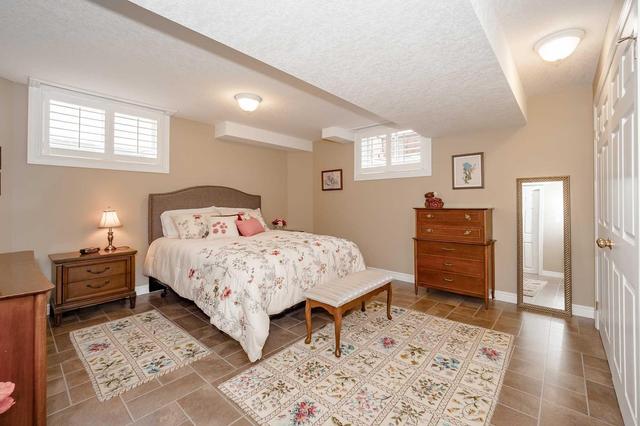 598 Woodlawn Rd E, House detached with 3 bedrooms, 3 bathrooms and 2 parking in Guelph ON | Image 14