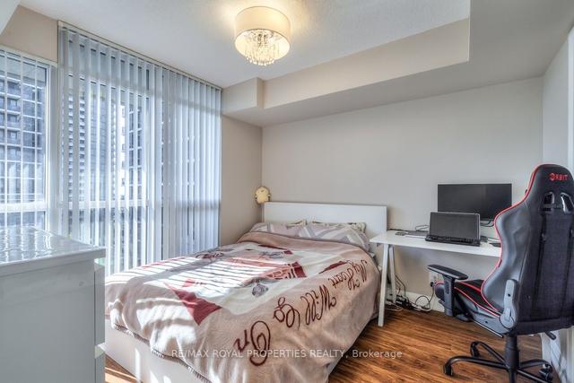1003 - 1 Valhalla Inn Rd, Condo with 1 bedrooms, 1 bathrooms and 1 parking in Toronto ON | Image 6