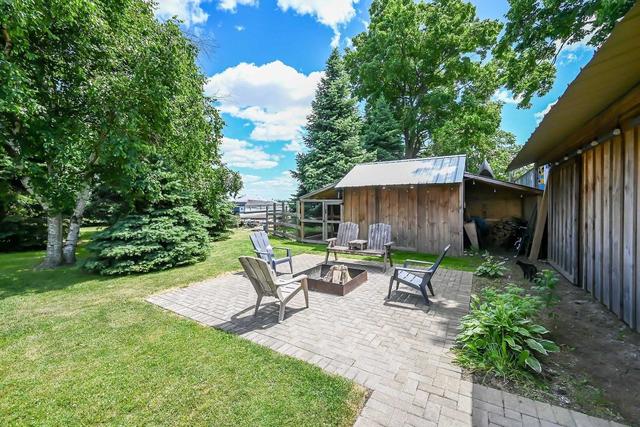 8204 Airport Rd, House detached with 4 bedrooms, 2 bathrooms and 26 parking in Hamilton ON | Image 21
