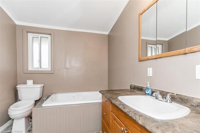 236 45th Street S, House detached with 3 bedrooms, 2 bathrooms and null parking in Wasaga Beach ON | Image 24