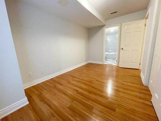 1013a College St, Townhouse with 2 bedrooms, 2 bathrooms and 1 parking in Toronto ON | Image 14