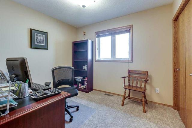 68 Kirby Street, House detached with 4 bedrooms, 3 bathrooms and 2 parking in Red Deer AB | Image 21