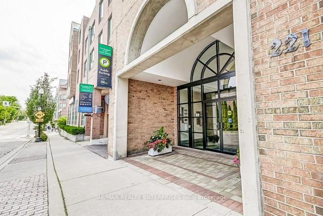 207 - 221 Robinson St, Condo with 2 bedrooms, 2 bathrooms and 1 parking in Oakville ON | Image 26
