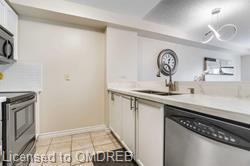 2300 Parkhaven Blvd, Condo with 2 bedrooms, 2 bathrooms and null parking in Oakville ON | Image 8