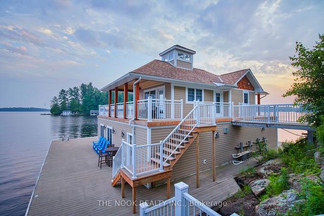 2189 Muskoka Rd 118 W Rd W, House detached with 3 bedrooms, 8 bathrooms and 10 parking in Muskoka Lakes ON | Image 5