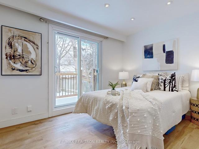 190 Combe Ave, House detached with 3 bedrooms, 3 bathrooms and 11 parking in Toronto ON | Image 7