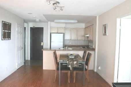1907 - 23 Hollywood Ave, Condo with 2 bedrooms, 2 bathrooms and 1 parking in Toronto ON | Image 5