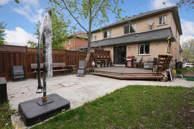 108 October Lane, House semidetached with 3 bedrooms, 3 bathrooms and 3 parking in Aurora ON | Image 36