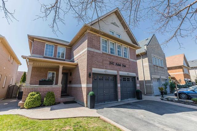 2442 Nichols Dr, House detached with 4 bedrooms, 5 bathrooms and 4 parking in Oakville ON | Image 1