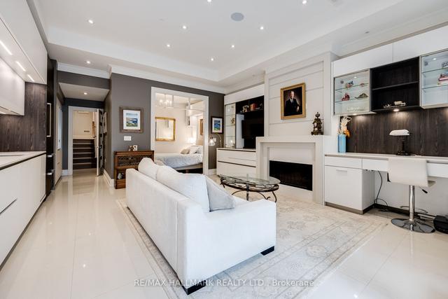 347 Melrose Ave, House detached with 4 bedrooms, 5 bathrooms and 4 parking in Toronto ON | Image 21