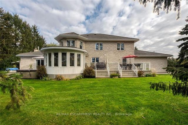 200 Green Mountain Rd E, House detached with 4 bedrooms, 5 bathrooms and 24 parking in Hamilton ON | Image 39