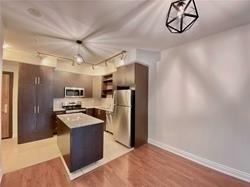 218 - 60 South Town Centre Blvd, Condo with 1 bedrooms, 1 bathrooms and 1 parking in Markham ON | Image 2