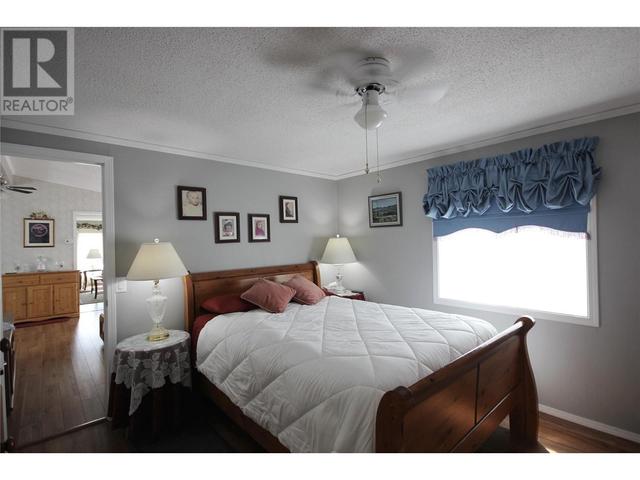 22 - 999 Burnaby Avenue, House other with 2 bedrooms, 2 bathrooms and 2 parking in Penticton BC | Image 10