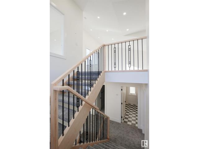 6403 125 St Nw, House detached with 7 bedrooms, 4 bathrooms and 2 parking in Edmonton AB | Image 52
