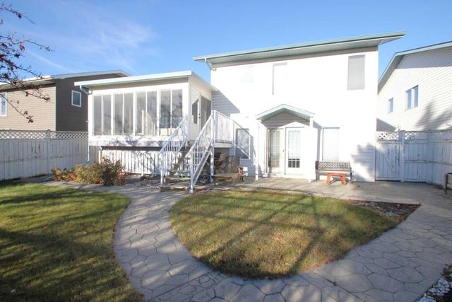 25 Kingston Drive, House detached with 4 bedrooms, 3 bathrooms and 2 parking in Red Deer AB | Image 35