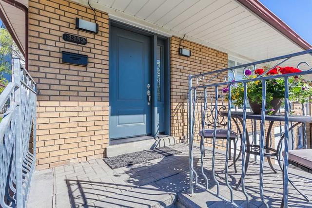 3352 Cardross Rd, House semidetached with 3 bedrooms, 2 bathrooms and 4 parking in Mississauga ON | Image 12