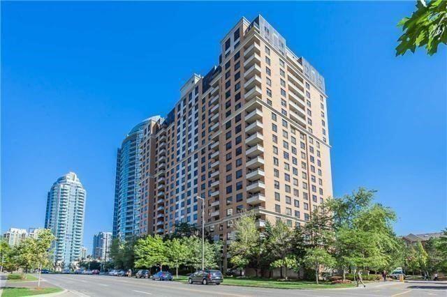 711 - 18 Sommerset Way, Condo with 1 bedrooms, 1 bathrooms and 1 parking in Toronto ON | Image 1