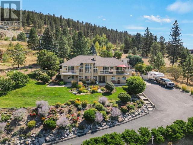 2820 Arawana Road, House detached with 4 bedrooms, 3 bathrooms and 2 parking in Okanagan Similkameen E BC | Image 1