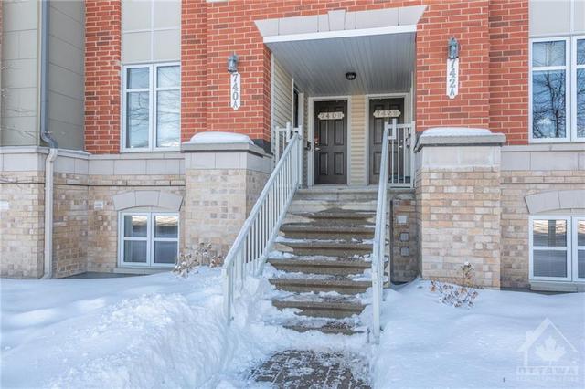 b - 740 Chapman Mills Drive, House attached with 2 bedrooms, 3 bathrooms and 1 parking in Ottawa ON | Image 2