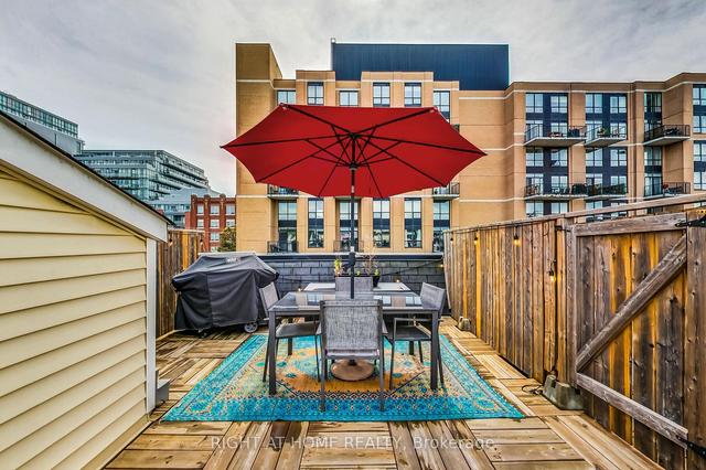 th 36 - 208 Niagara St, Townhouse with 3 bedrooms, 2 bathrooms and 1 parking in Toronto ON | Image 18