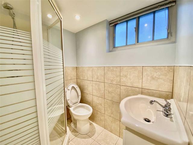 1022 West Ave, House detached with 2 bedrooms, 2 bathrooms and 2 parking in Mississauga ON | Image 14