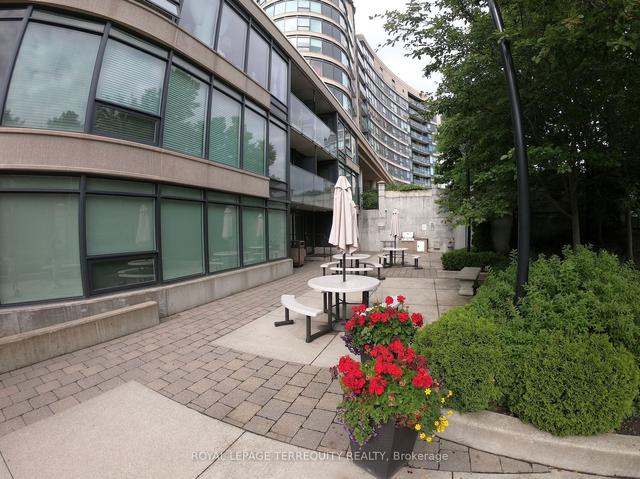 1001 - 18 Valley Woods Rd, Condo with 2 bedrooms, 1 bathrooms and 1 parking in Toronto ON | Image 20