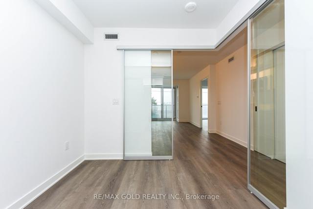 420 - 36 Zorra St N, Condo with 2 bedrooms, 2 bathrooms and 1 parking in Toronto ON | Image 9