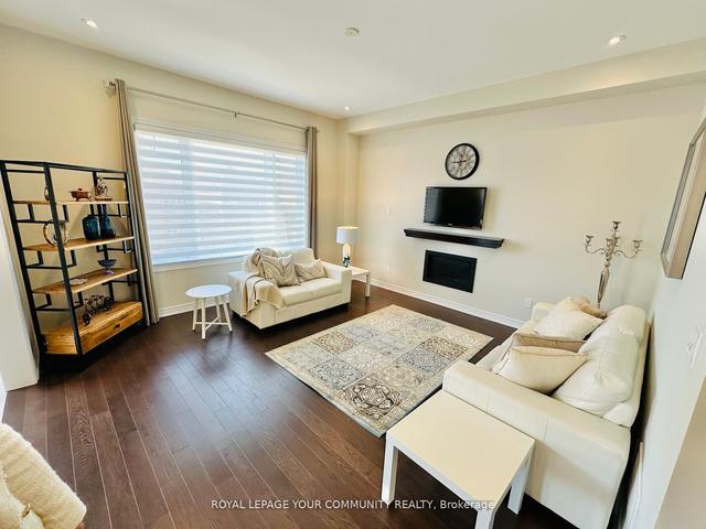 66 Woodhaven Ave, House detached with 5 bedrooms, 4 bathrooms and 2 parking in Aurora ON | Image 21