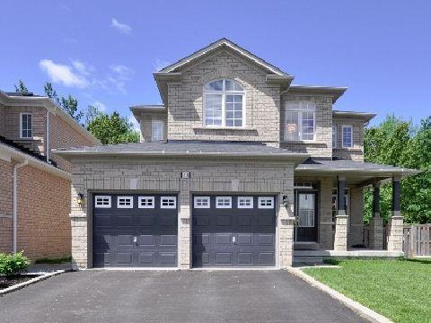 83 Bonnydon Cres, House detached with 4 bedrooms, 4 bathrooms and 2 parking in Toronto ON | Image 1
