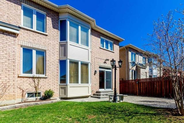 15 Stonechurch Cres, House detached with 5 bedrooms, 5 bathrooms and 4 parking in Markham ON | Image 19