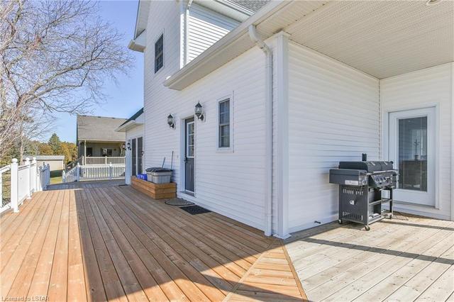 400 John Street S, House detached with 5 bedrooms, 4 bathrooms and null parking in Aylmer ON | Image 39