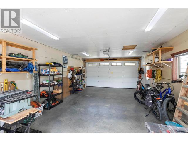 7331 Fintry Delta Road, House detached with 3 bedrooms, 2 bathrooms and 2 parking in Central Okanagan West BC | Image 40